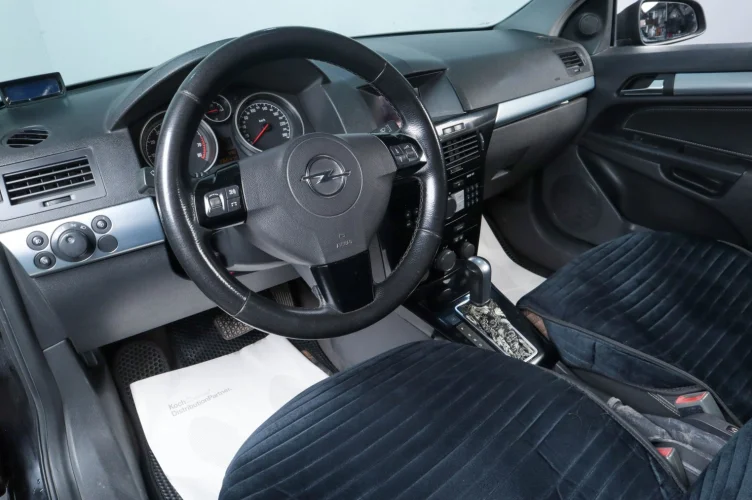 Opel Astra GTC 7 из 19