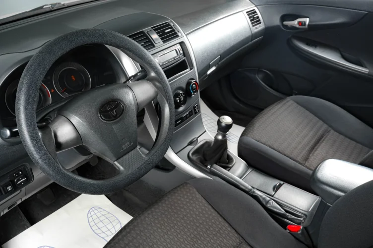 Toyota Corolla 7 из 16
