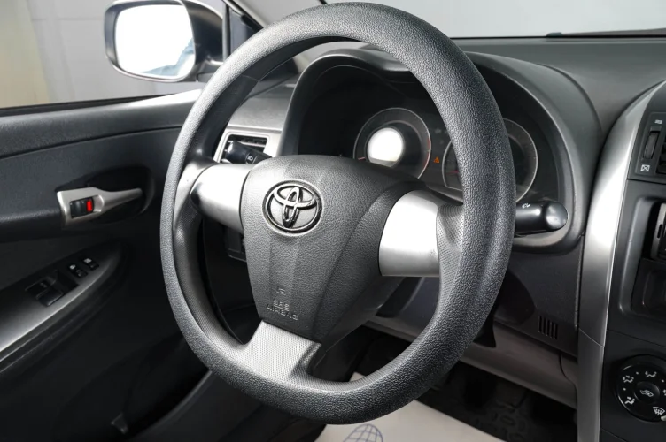 Toyota Corolla 11 из 16
