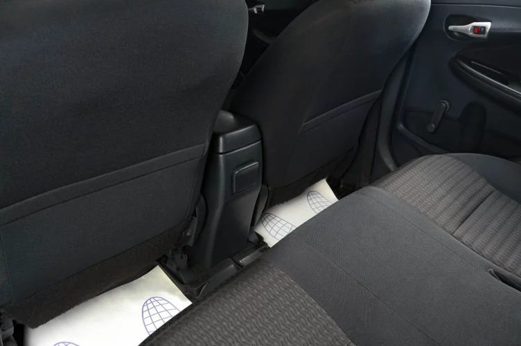 Toyota Corolla 8 из 16