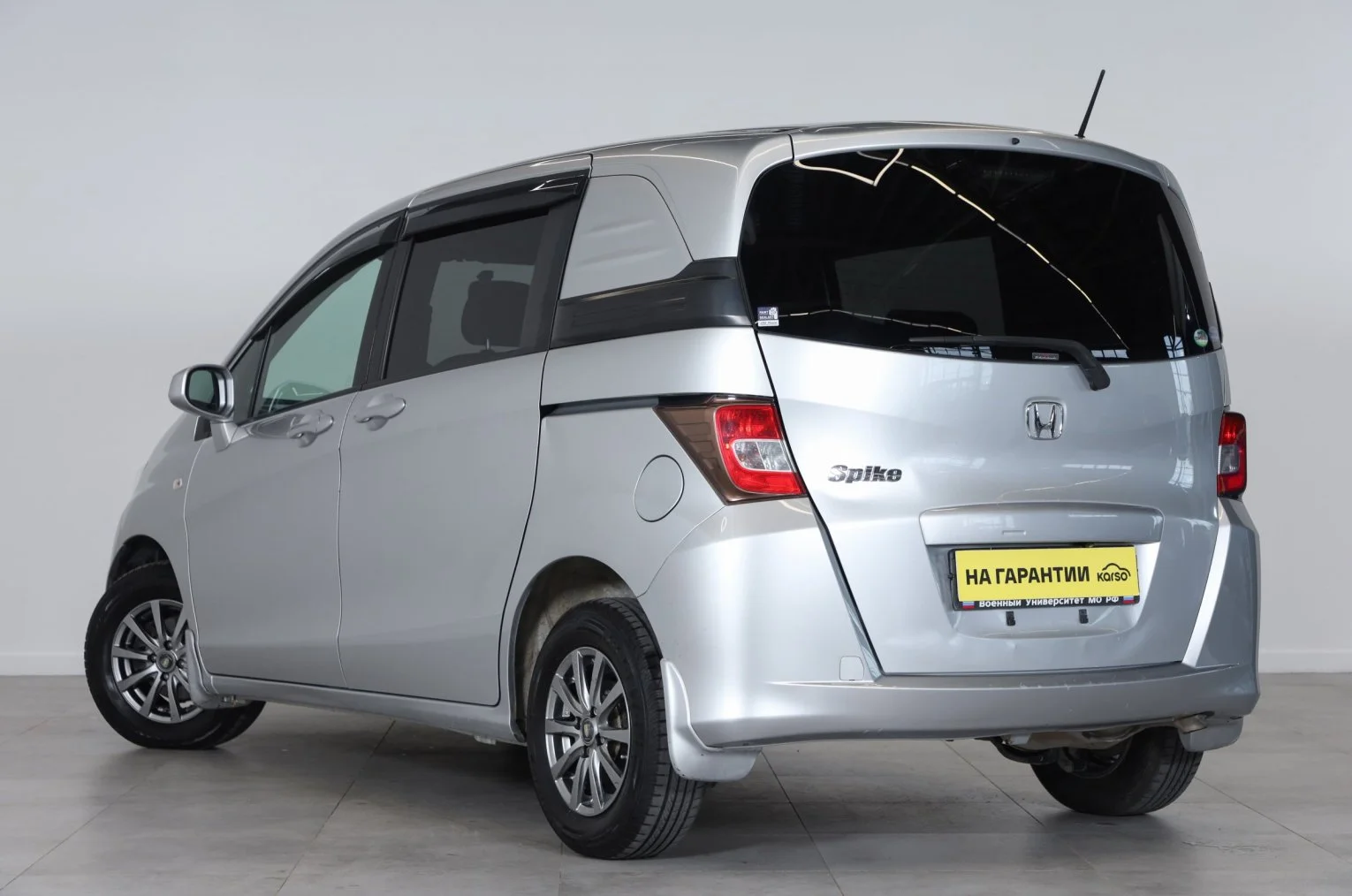 Honda Freed 6 из 16