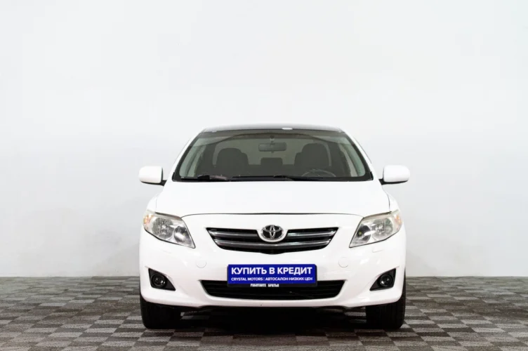 Toyota Corolla 2 из 6