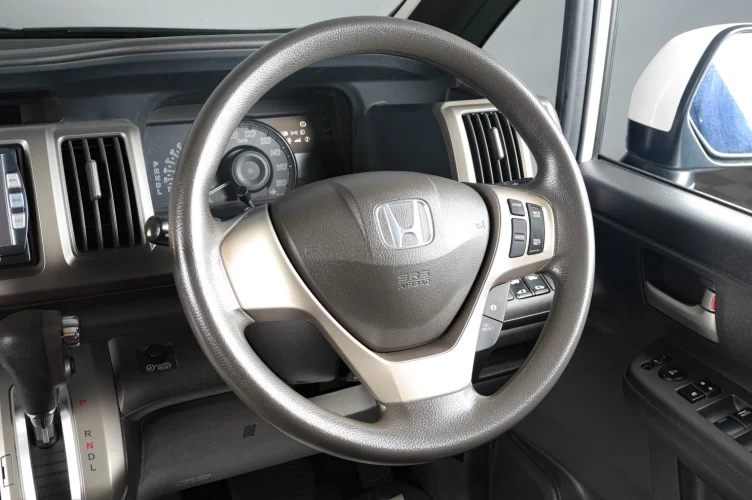 Honda Stepwgn 12 из 18