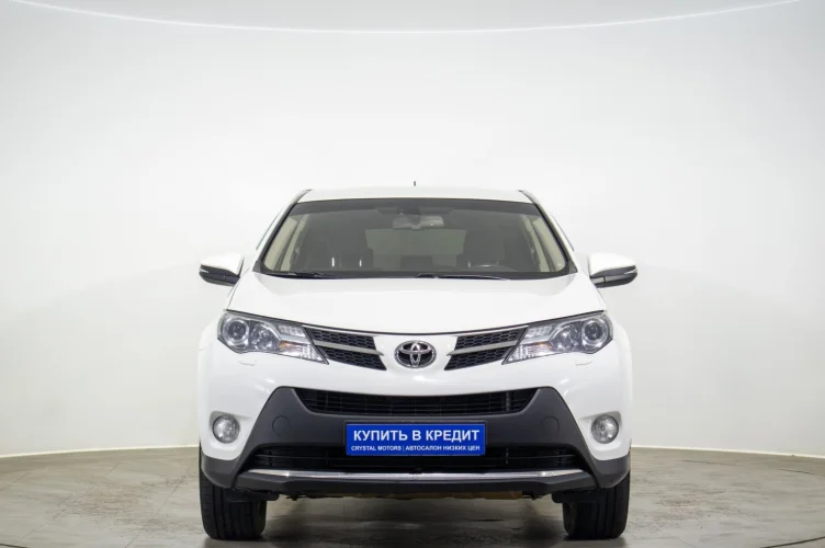 Toyota RAV4 2 из 6