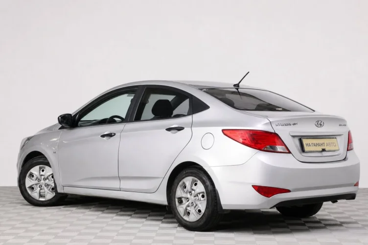Hyundai Solaris 4 из 6
