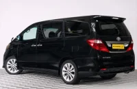 Toyota Alphard 4 из 16