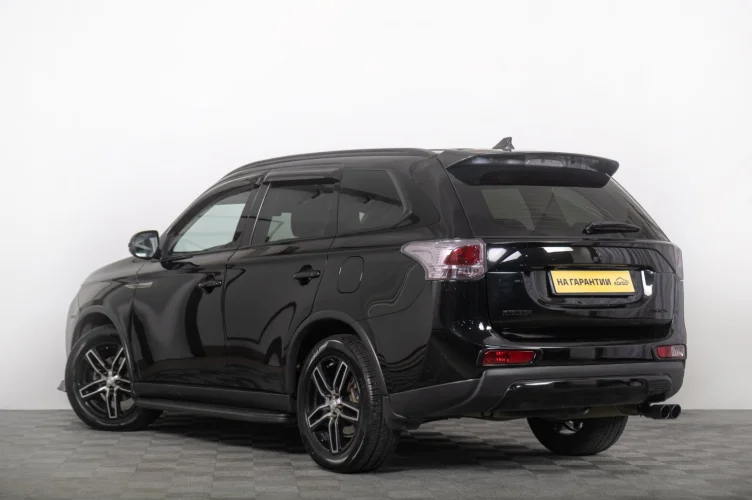 Mitsubishi Outlander 5 из 6