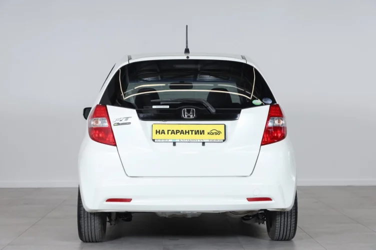 Honda Fit 5 из 6