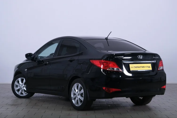 Hyundai Solaris 4 из 6