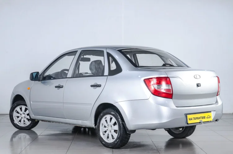 ВАЗ (LADA) Granta 4 из 6