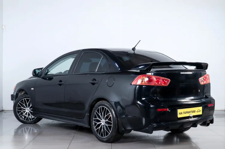 Mitsubishi Lancer 4 из 6