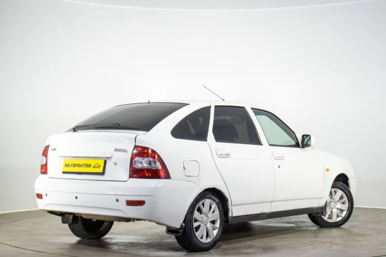 ВАЗ (LADA) Priora 4 из 6
