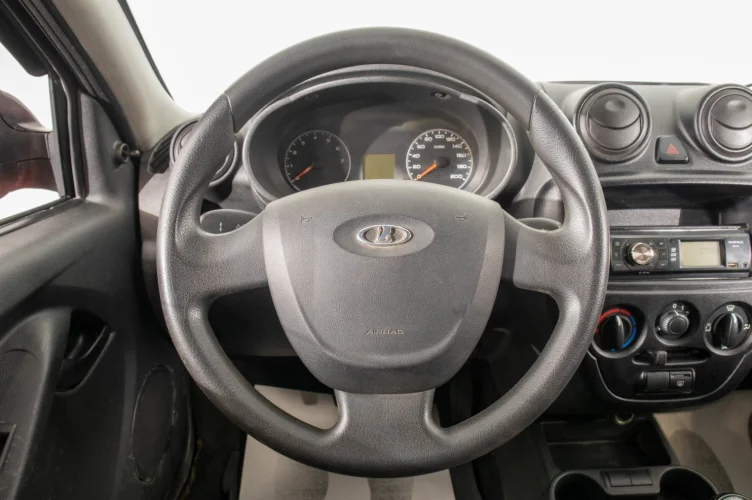 ВАЗ (LADA) Granta 13 из 22