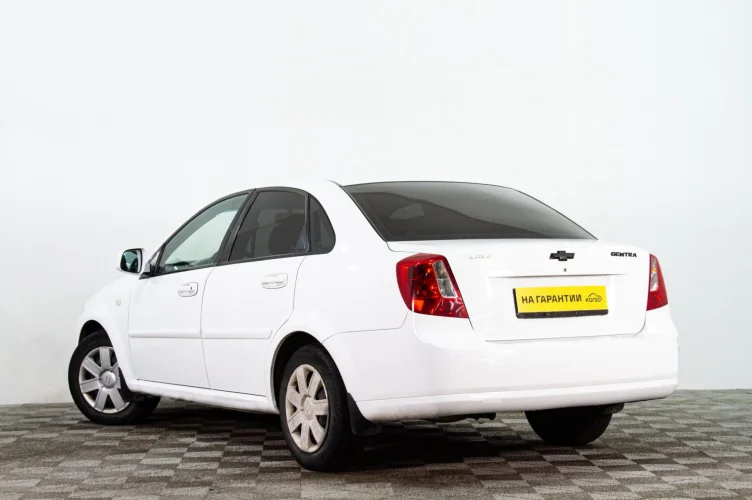 Daewoo Gentra 6 из 6
