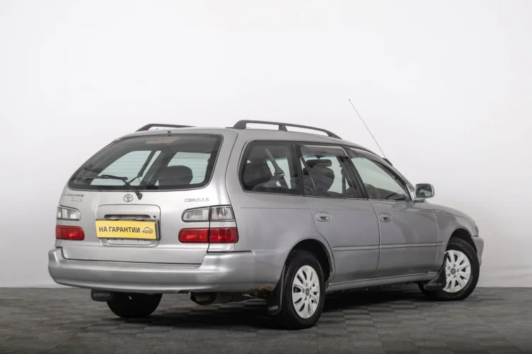 Toyota Corolla 6 из 6