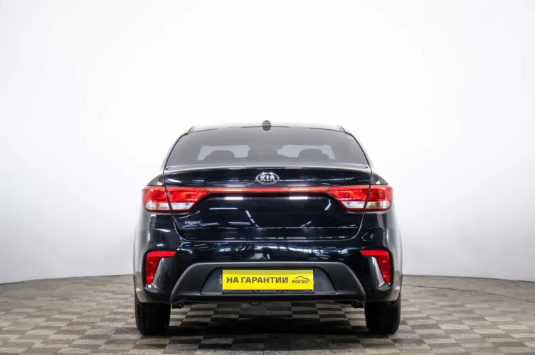 KIA Rio 5 из 6