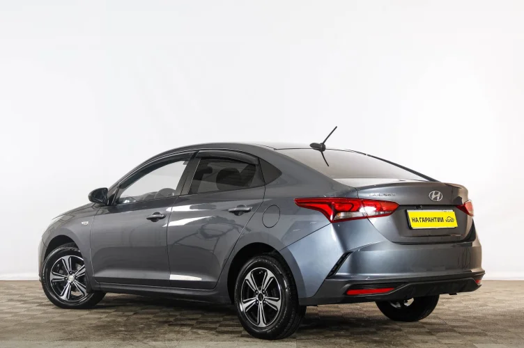 Hyundai Solaris 4 из 6