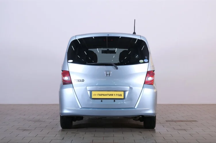 Honda Freed 5 из 6