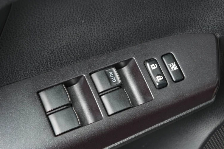 Toyota RAV4 17 из 20