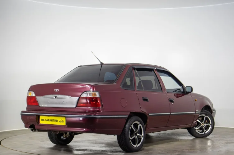 Daewoo Nexia 4 из 6