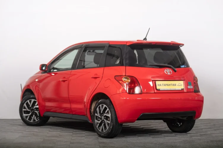 Toyota Ist 5 из 6