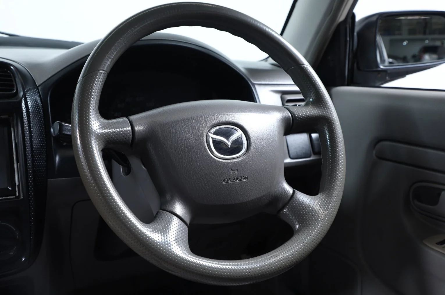 Mazda Demio 11 из 15