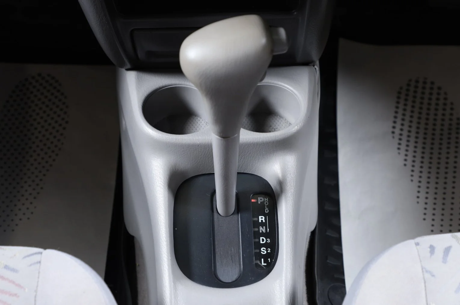 Mazda Demio 12 из 15