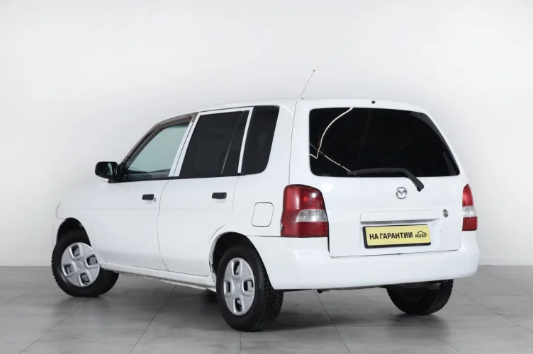 Mazda Demio 4 из 6