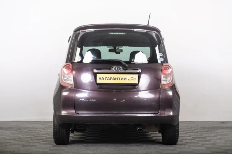 Toyota Ractis 4 из 6