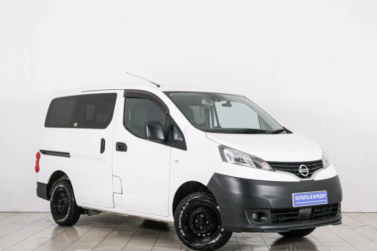 Nissan NV200 1 из 6