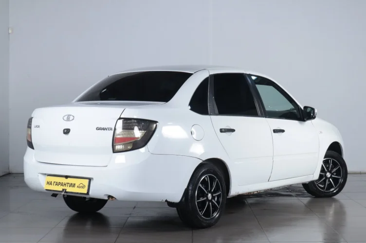 ВАЗ (LADA) Granta 3 из 6