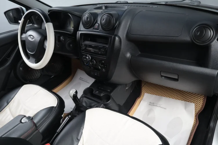 ВАЗ (LADA) Granta 15 из 16