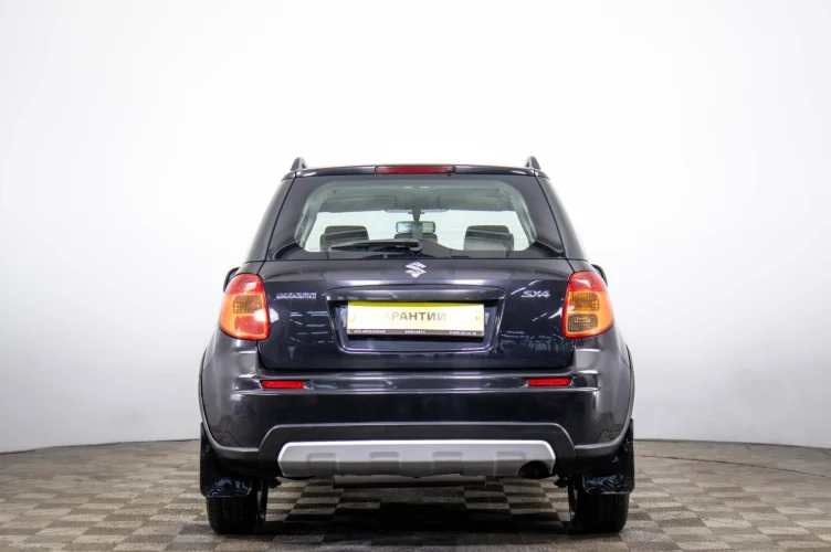 Suzuki SX4 5 из 6