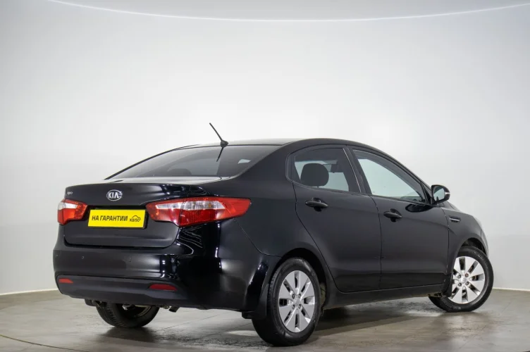 KIA Rio 4 из 6