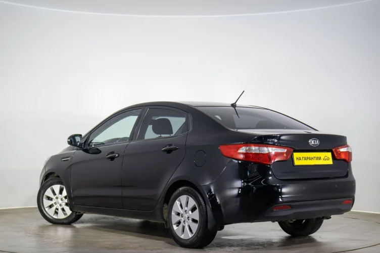 KIA Rio 6 из 6