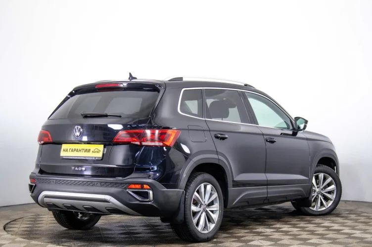 Volkswagen Taos 4 из 6