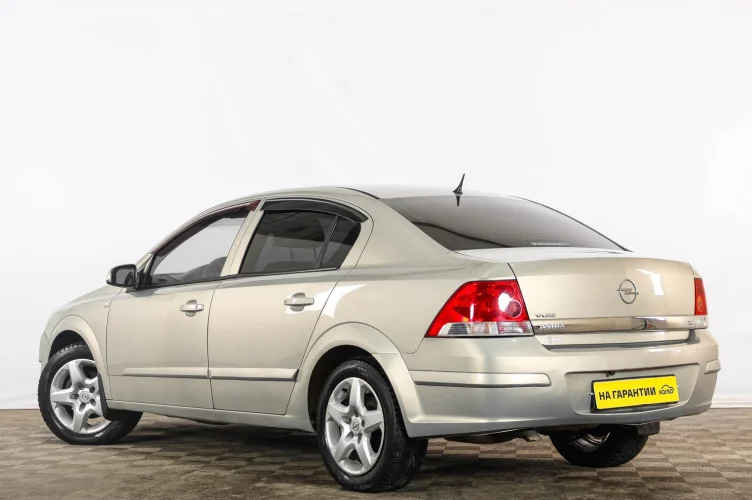 Opel Astra 4 из 6