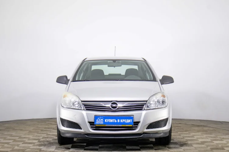 Opel Astra 2 из 6