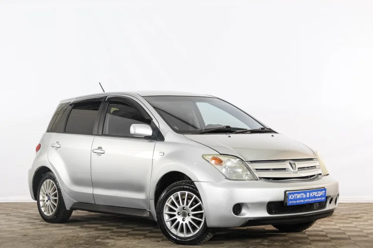 Toyota Ist 1 из 6