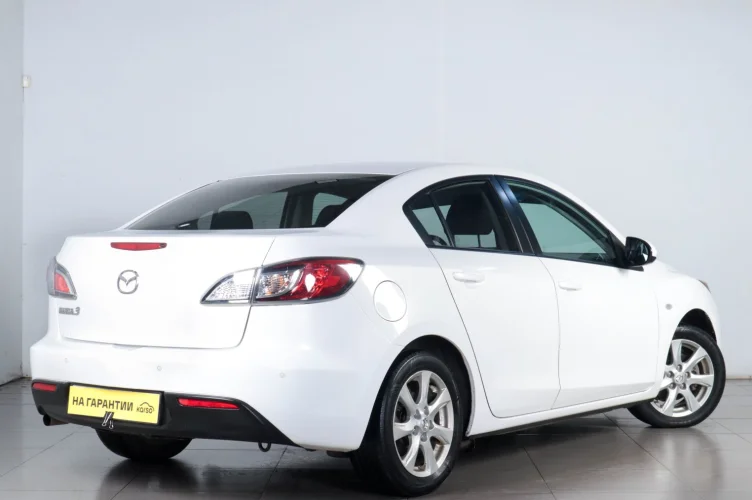 Mazda 3 6 из 17