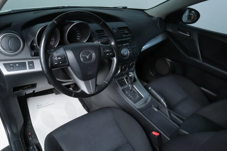 Mazda 3 7 из 17