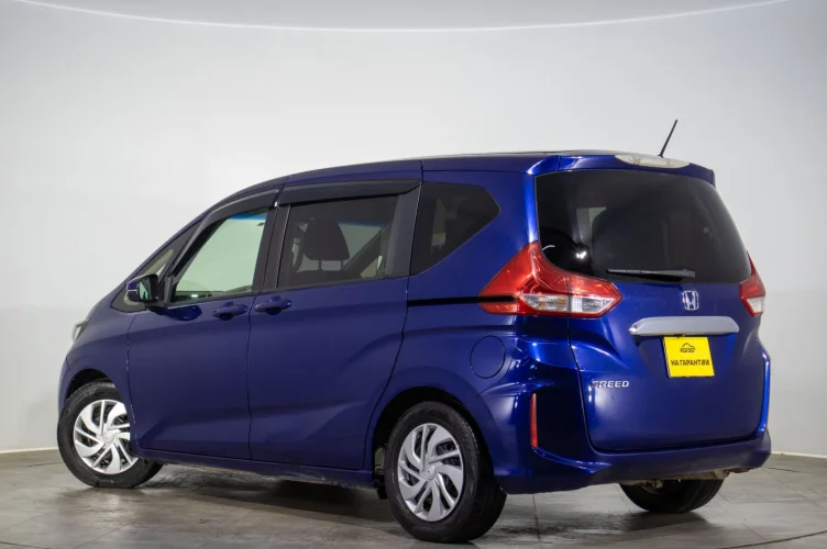 Honda Freed 6 из 6