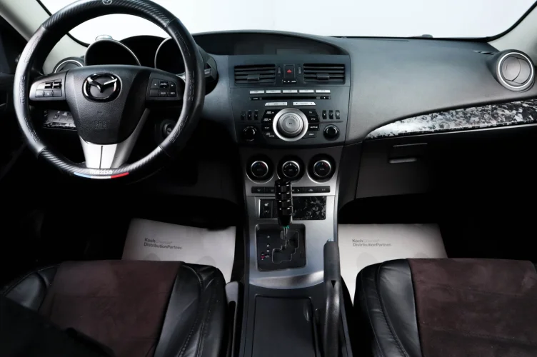 Mazda 3 14 из 17