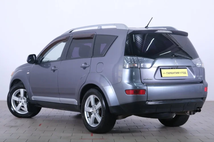 Mitsubishi Outlander 4 из 6