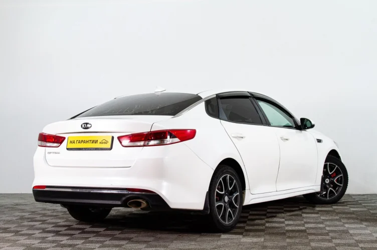 KIA Optima 4 из 6
