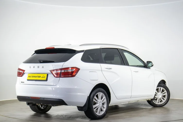 ВАЗ (LADA) Vesta 4 из 6