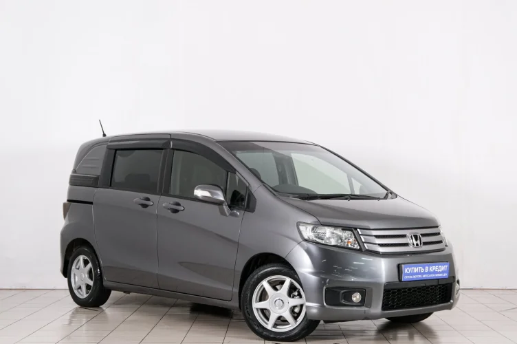 Honda Freed 1 из 23