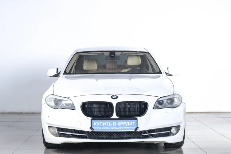 BMW 5 серия 2 из 6