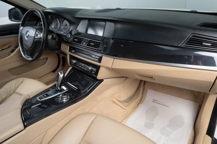 BMW 5 серия 20 из 23