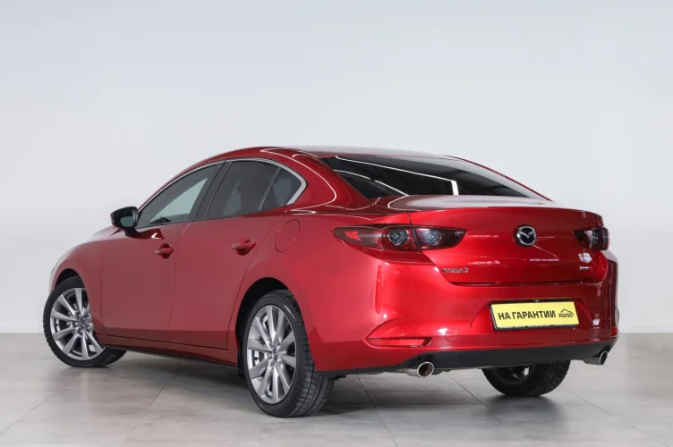 Mazda 3 4 из 6